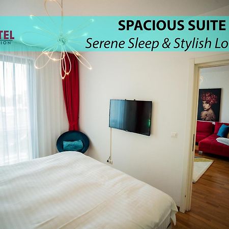 Red Hotel Riviera Suite&Lake Cluj-Napoca Exterior photo